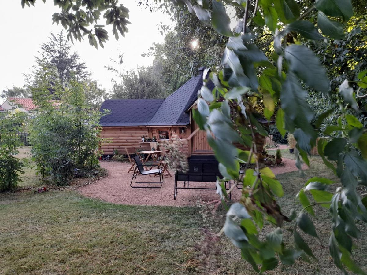 A L'Oree Du Cedre Pouzauges Exterior foto